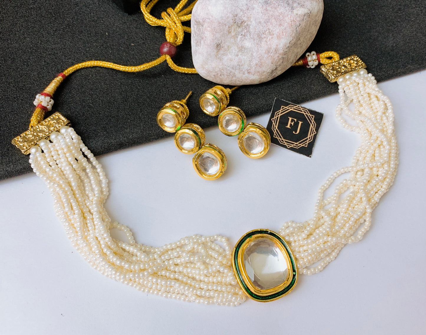 Necklace set