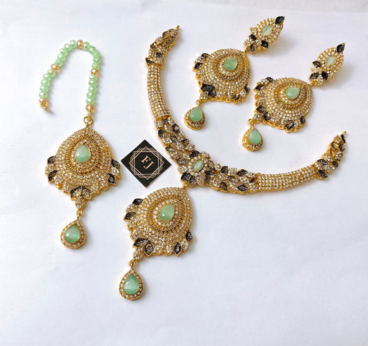 Necklace set