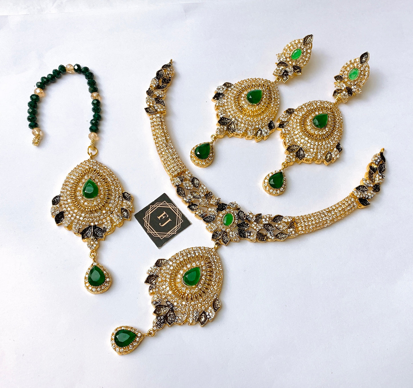 Necklace set