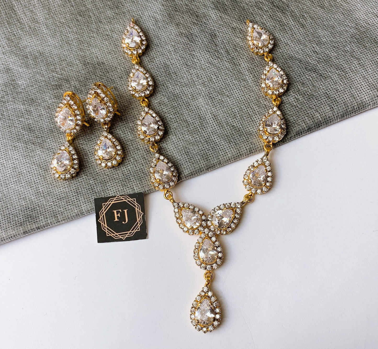 Necklace set