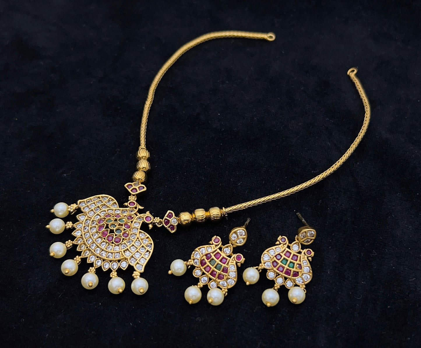 Necklace set